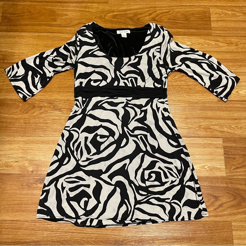 White House Black Market White & Black Print Dress, 100% Silk, 3/4 Sleeve, Large